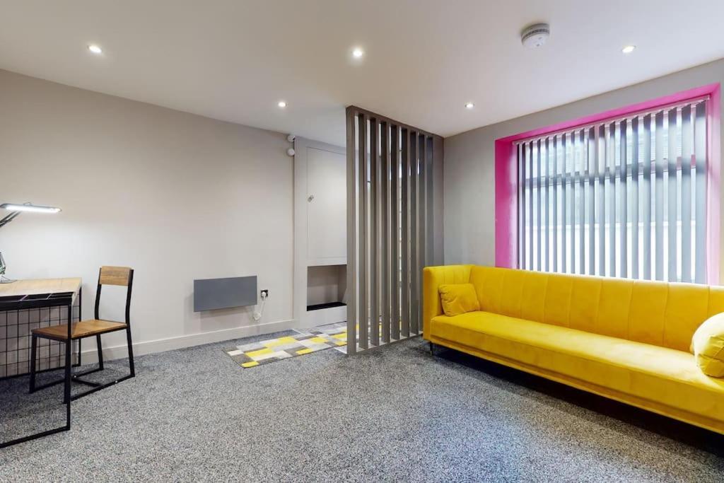 Neat Retreat Graig Pontypridd Villa Exterior photo